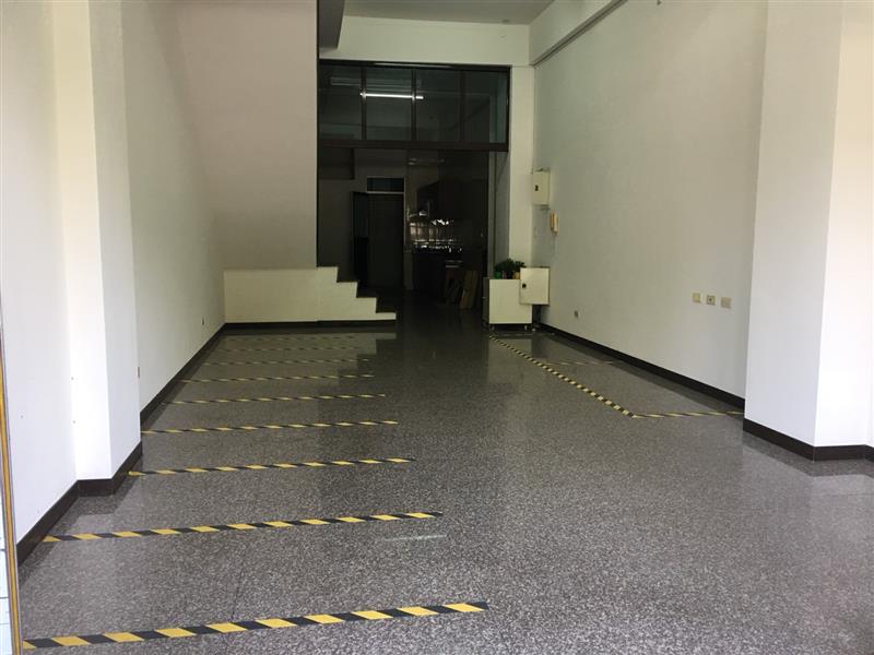 博學2C可租補高餐旁室內停車飲水機採光房📞愛窩,愛窩 iwow house