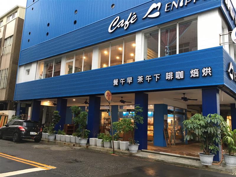 林森一5C電梯貓寵套房近美麗島📞愛窩,愛窩 iwow house