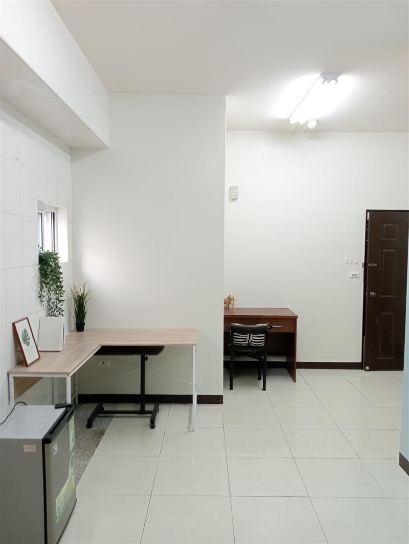 楠梓3B電梯套房發票可租補近土庫高科📞愛窩,愛窩 iwow house