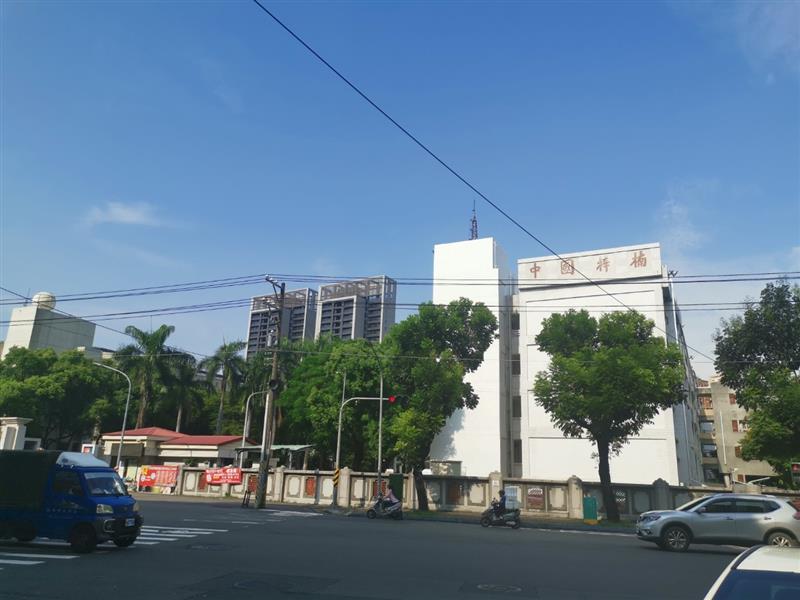 楠梓3B電梯套房發票可租補近土庫高科📞愛窩,愛窩 iwow house