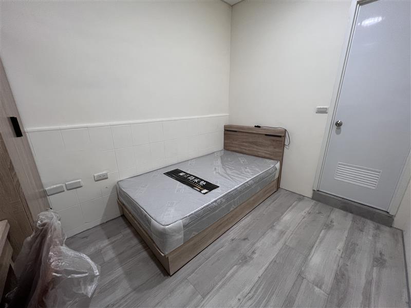 林森1A可租補小資單人免爬樓梯五甲夜市📞愛窩,愛窩 iwow house