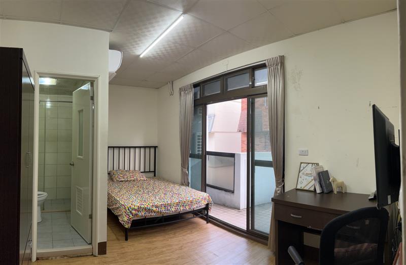 山腳301可租補陽台獨立套房近高科大正修📞愛窩,愛窩 iwow house