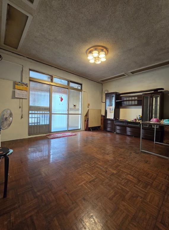 社宅🏠建國一採光2房可寵技擊館衛武營愛窩,愛窩 iwow house