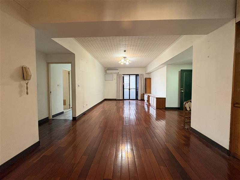 社宅🏠新田新崛江電梯採光2+1房近新興高中捷運📞愛窩,愛窩 iwow house