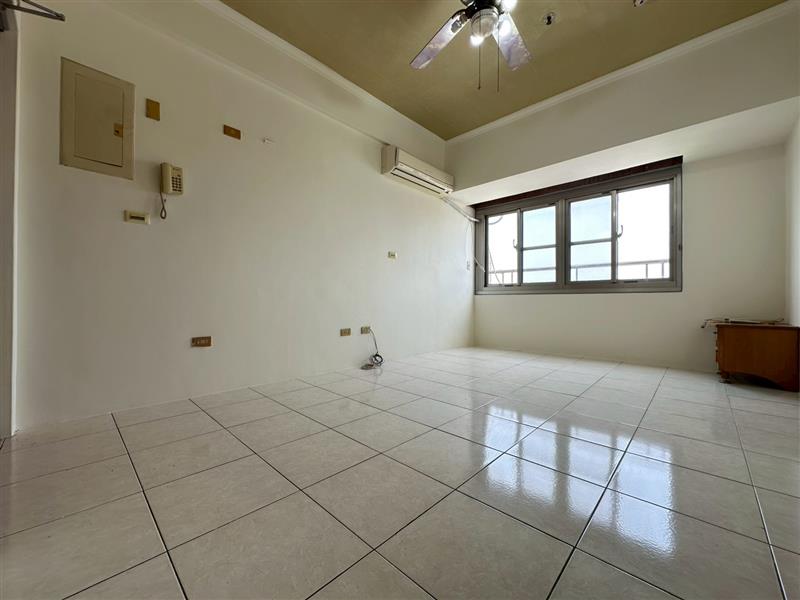 社宅🏠大中二華夏商圈高鐵萌寵電梯採光3房近國10📞愛窩,愛窩 iwow house