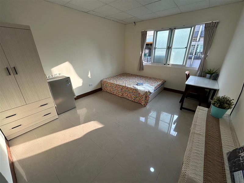 和光301採光套房開伙近油廠捷運📞愛窩,愛窩 iwow house