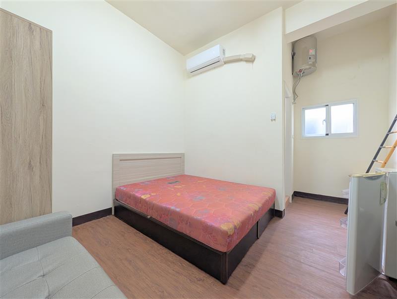 崗山橫3B瑞隆商圈電梯採光房近籬仔輕軌📞愛窩,愛窩 iwow house