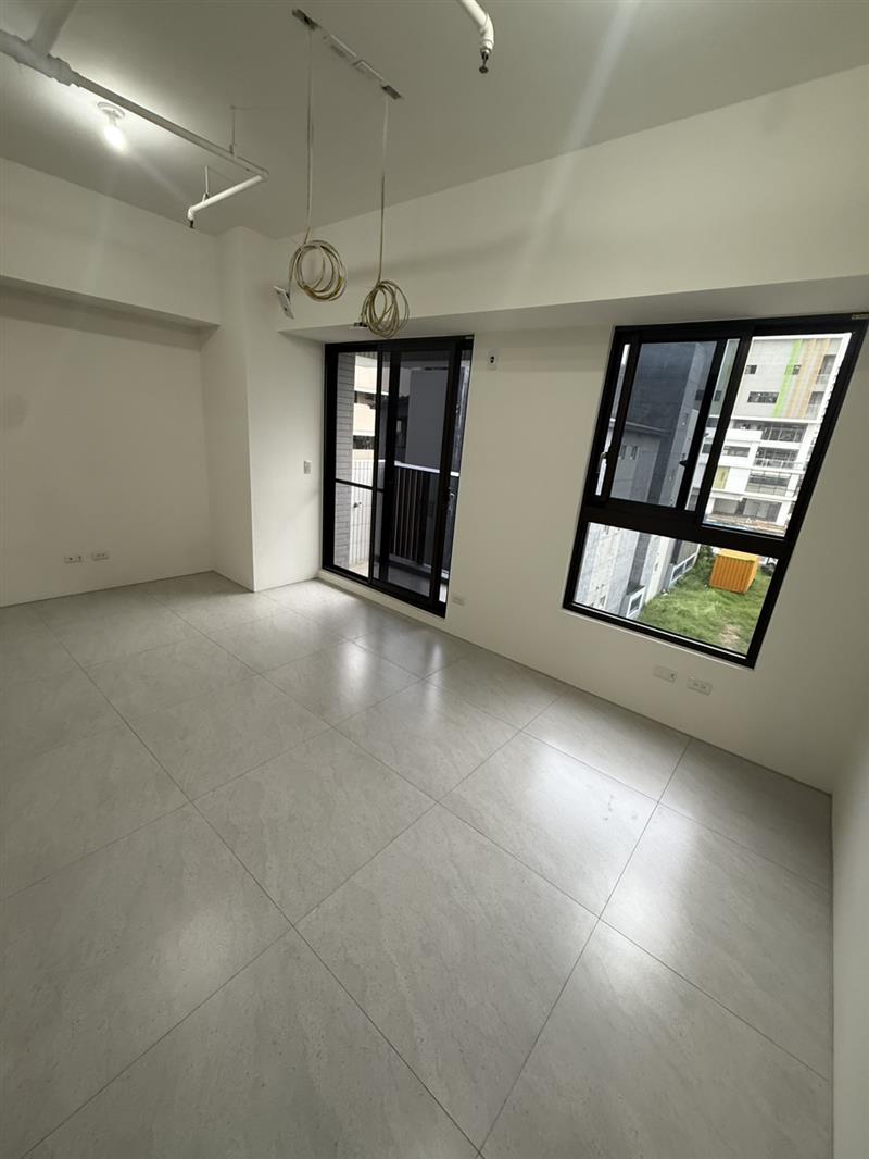 社宅🏠大學十八德民商圈全新電梯2房車位近台17台積📞愛窩,愛窩 iwow house