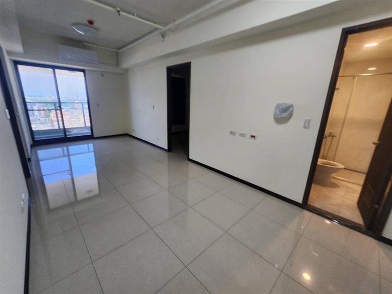 社宅🏠鼎強輕屋齡景觀可寵2房車位近文藻國1巨蛋📞愛窩,愛窩 iwow house