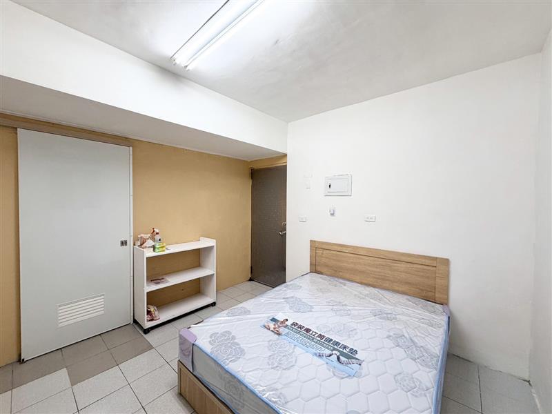 社宅🏠林森一高雄車站旁1F可寵獨立套房可租補📞愛窩,愛窩 iwow house