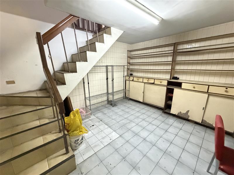 四維二金店面近文化商圈店住📞愛窩,愛窩 iwow house
