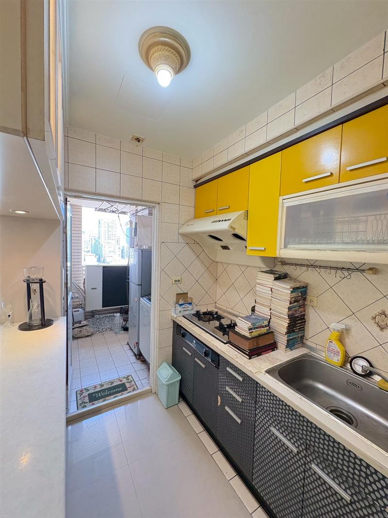 社宅🏠仁義三多商圈電梯採光萌寵陽台景觀大房近捷運📞愛窩,愛窩 iwow house
