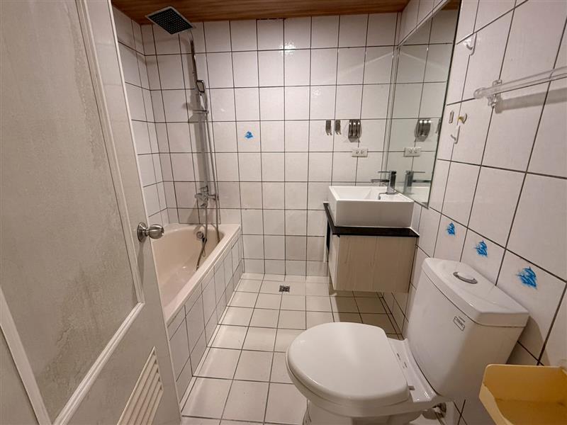 社宅🏠大順一農16輕軌站口貓寵電梯4房近巨蛋捷運📞愛窩,愛窩 iwow house