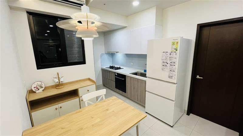 社宅🏠大學三十八街14F高大特區精裝、採光佳、近萬家福、全聯📞愛窩,愛窩 iwow house