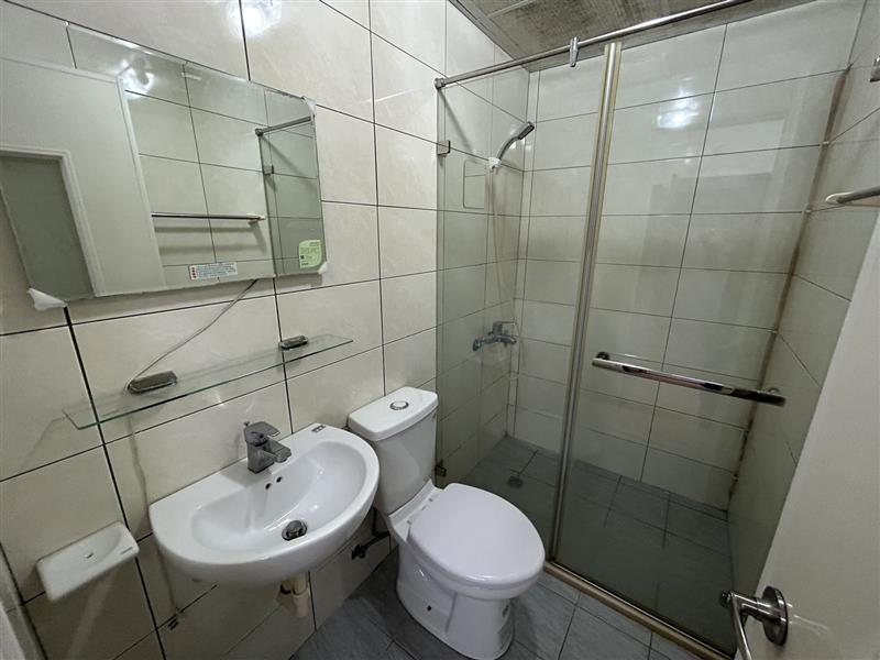 山腳301可租補陽台獨立套房近高科大正修📞愛窩,愛窩 iwow house