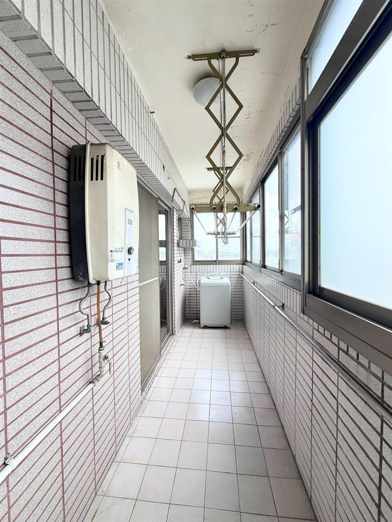 社宅🏠大昌二建功商圈採光大4房高樓景觀近高科大📞愛窩,愛窩 iwow house