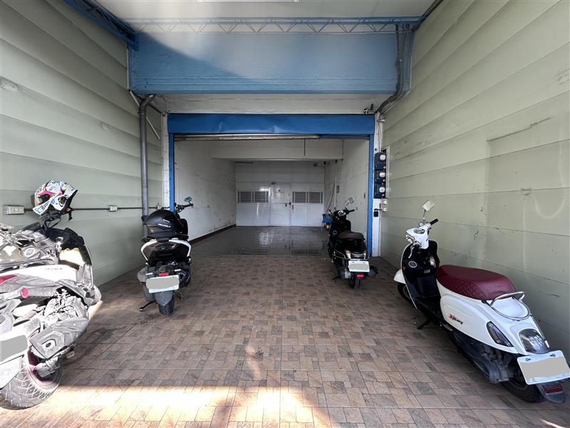 水管店面近台塑仁武廠📞愛窩,愛窩 iwow house