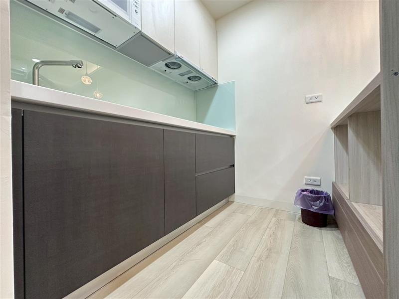 大中二11F可租補全新未入住電梯採光2房平車近高鐵📞愛窩,愛窩 iwow house