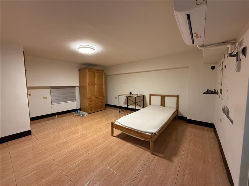 翠福1B可租補套房大採光近前鎮高中站 📞愛窩,愛窩 iwow house