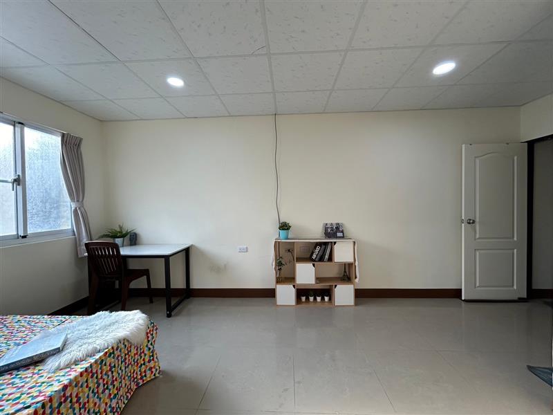 和光301採光套房開伙近油廠捷運📞愛窩,愛窩 iwow house