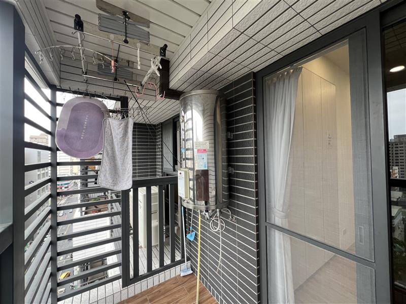 社宅🏠六合二美麗島雙線生活圈電梯採光景觀2房近捷運📞愛窩,愛窩 iwow house