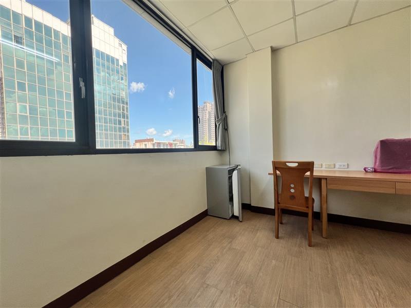 光華一701電梯獨套傢俱齊全近光華夜市📞愛窩,愛窩 iwow house