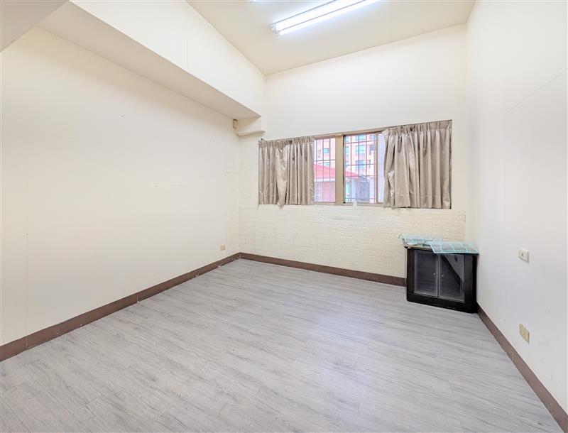 學源501三多商圈採光房近光華夜市📞愛窩,愛窩 iwow house