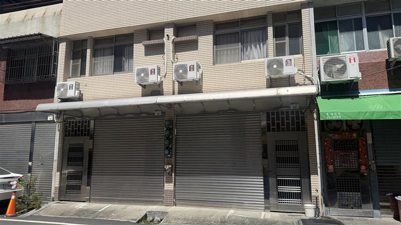 自由34套房F大社商圈採光近大社夜市📞愛窩,愛窩 iwow house