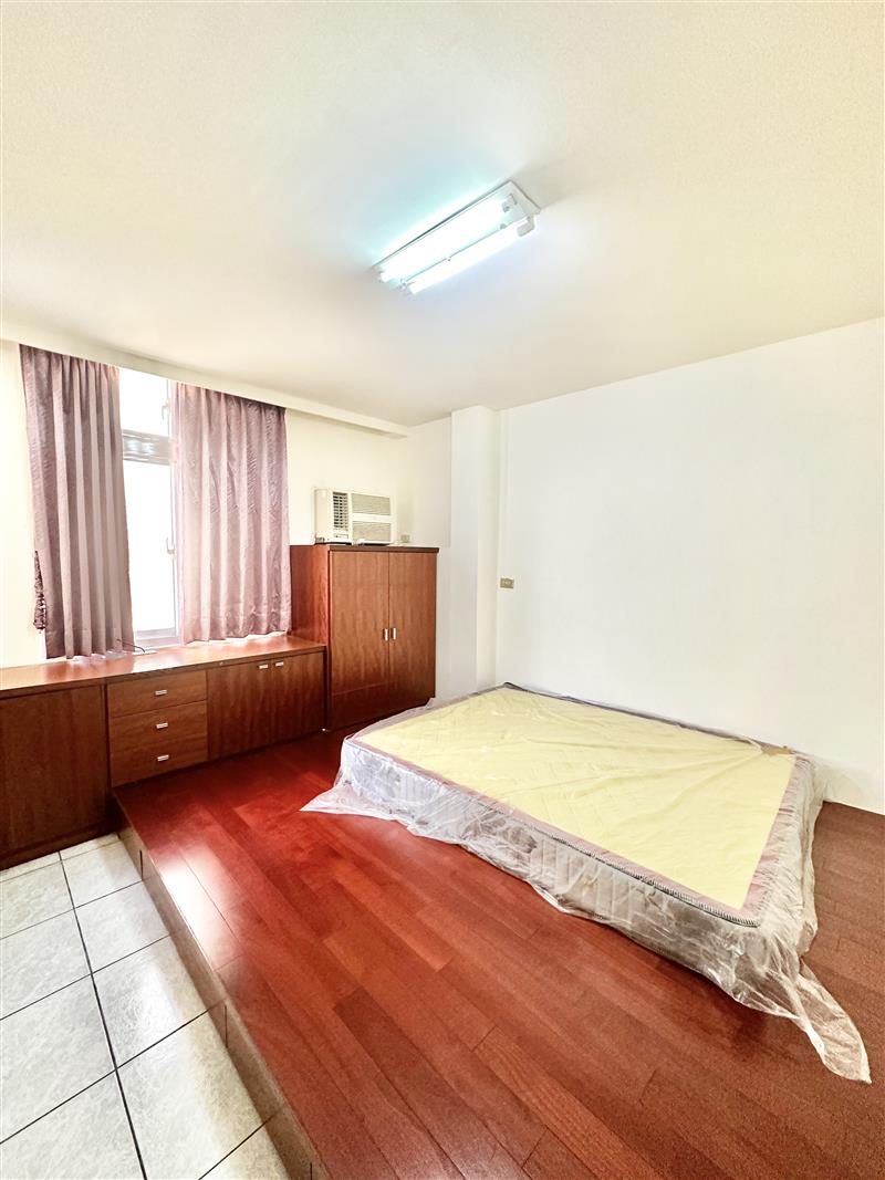 社會住宅🏠文恩高鐵商圈採光3房榮總愛窩,愛窩 iwow house