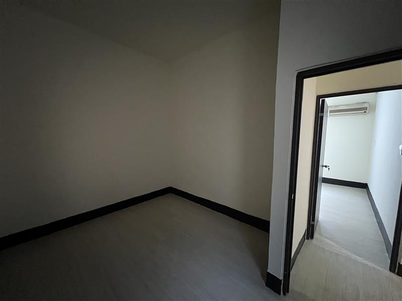 社宅🏠苓雅二新崛江三多雙商圈採光可寵大2房近流行音樂中心南高正中心📞愛窩,愛窩 iwow house