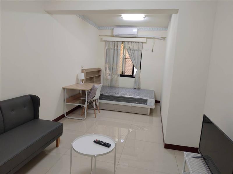 遼寧一5C熱河商圈貓寵採光近高雄車站📞愛窩,愛窩 iwow house