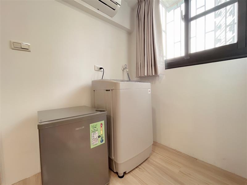 繼光503可租補電梯貓寵高雄車站雄中📞愛窩,愛窩 iwow house