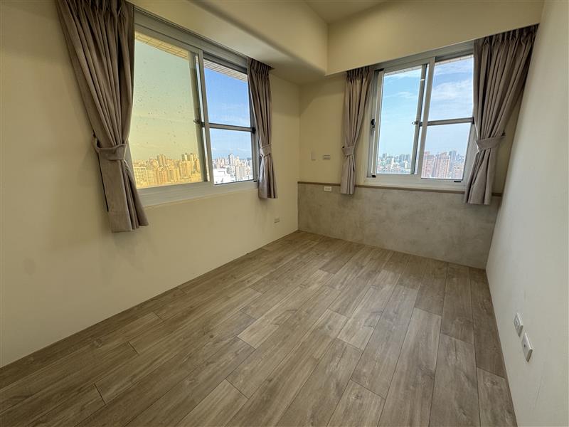 鼎華可租補鼎山商圈貓寵電梯採光2房近輕軌家樂福📞愛窩,愛窩 iwow house