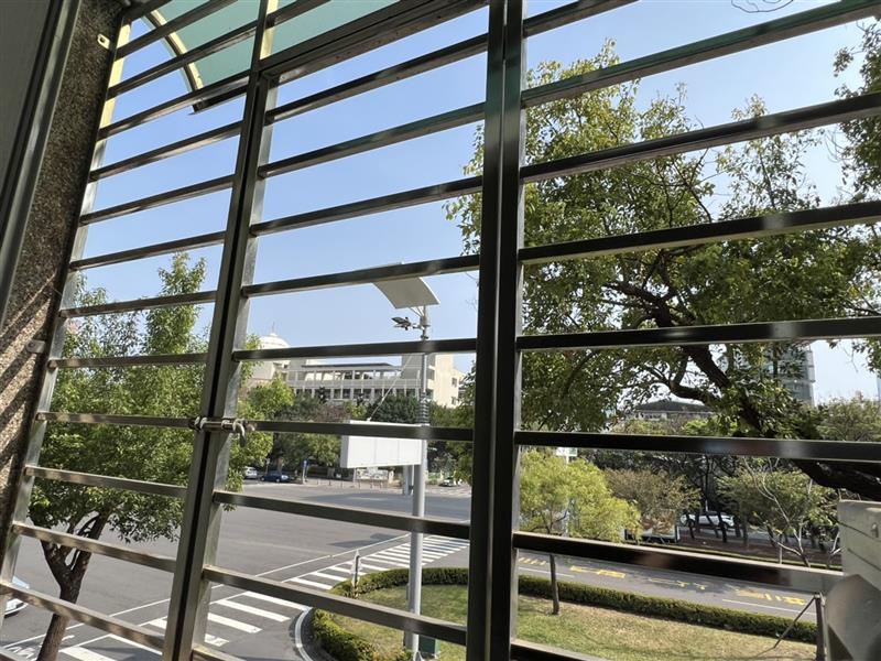 民生201可租補新崛江商圈採光套房近中央公園📞愛窩,愛窩 iwow house