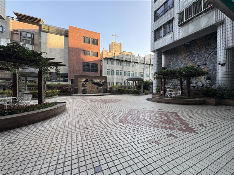 社宅🏠新田新崛江電梯採光2+1房近新興高中捷運📞愛窩,愛窩 iwow house