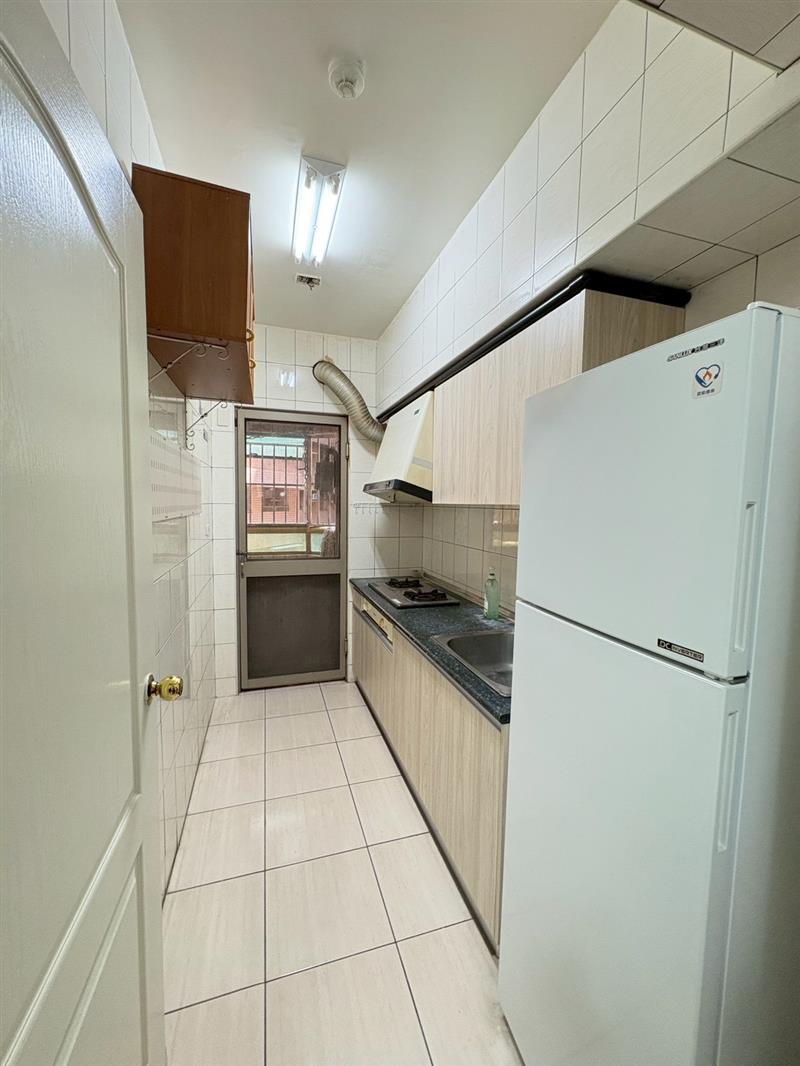 社宅🏠文奇巨蛋商圈捷運電梯採光3房近國10文藻高鐵📞愛窩,愛窩 iwow house