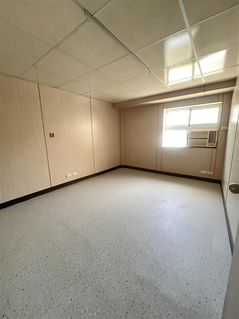 軍校公寓3+4樓7房空屋近世運捷運台積加工區📞愛窩,愛窩 iwow house
