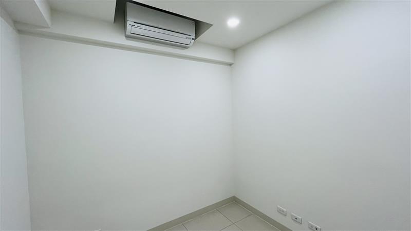 社宅🏠大學三十八街14F高大特區精裝、採光佳、近萬家福、全聯📞愛窩,愛窩 iwow house