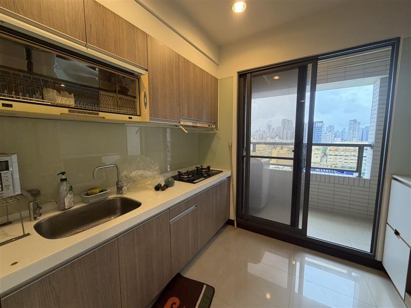 社宅🏠鼎新10F鼎山商圈景觀質感美宅近輕軌📞愛窩,愛窩 iwow house