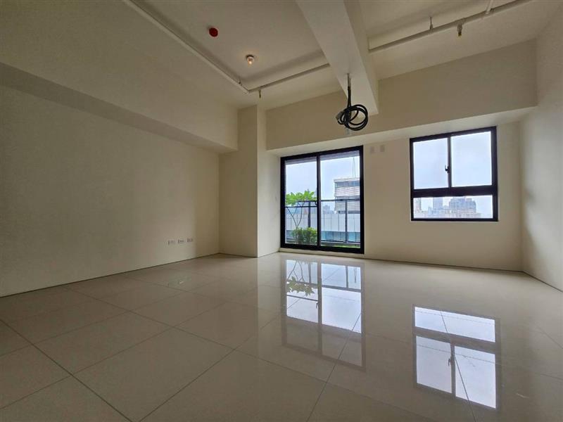 文信15F瑞豐商圈景觀陽台採光美宅近巨蛋📞愛窩,愛窩 iwow house
