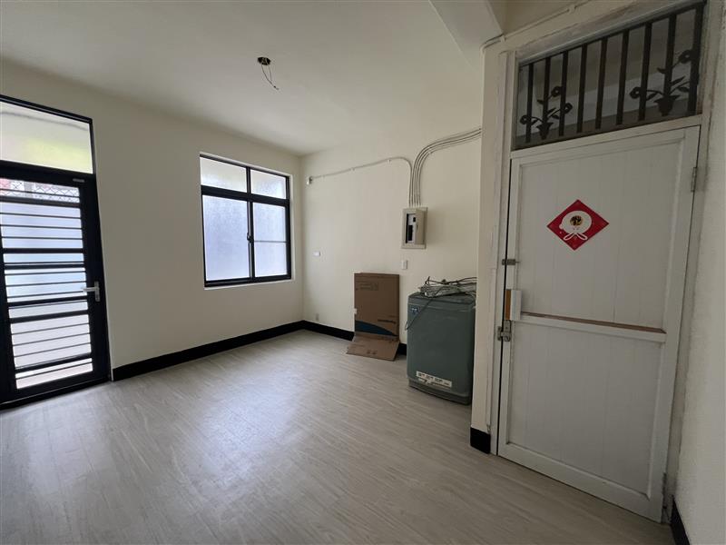 社宅🏠苓雅二新崛江三多雙商圈採光可寵大2房近流行音樂中心南高正中心📞愛窩,愛窩 iwow house