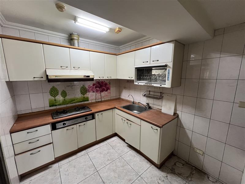 社宅🏠民孝陽明學區電梯採光4房機車位近國1📞愛窩,愛窩 iwow house
