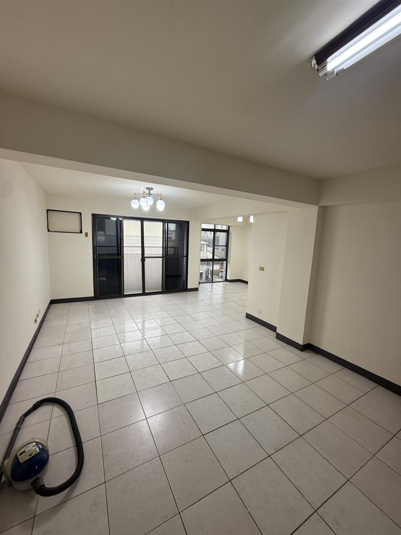 社宅🏠瑞興電梯採光4房大東散步到家近火車站📞愛窩,愛窩 iwow house