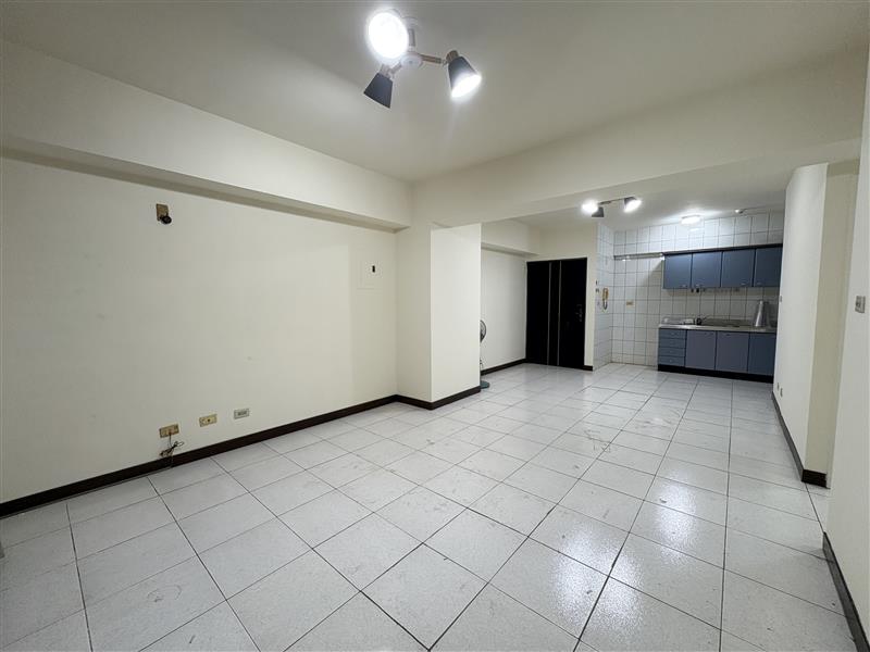 社宅🏠民富27電梯3房後庄商圈近後庄車站📞愛窩,愛窩 iwow house