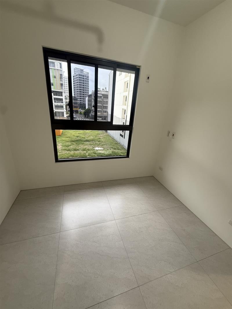 社宅🏠大學十八德民商圈全新電梯2房車位近台17台積📞愛窩,愛窩 iwow house