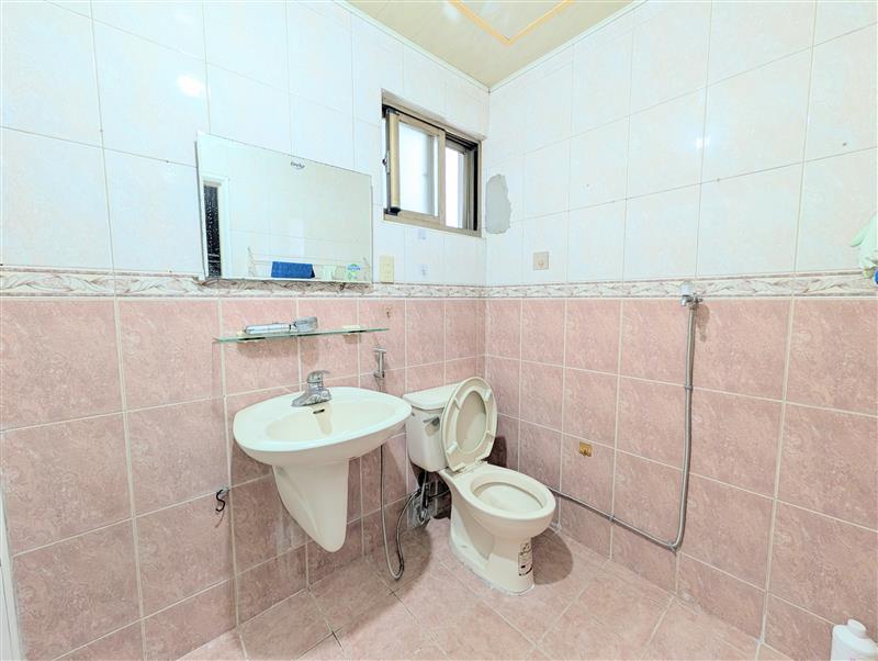 學源501三多商圈採光房近光華夜市📞愛窩,愛窩 iwow house