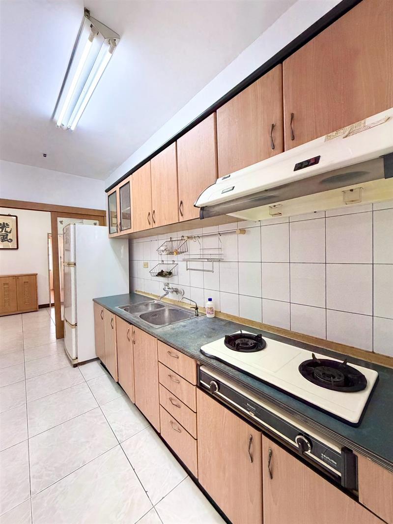 社宅🏠大昌二建功商圈採光大4房高樓景觀近高科大📞愛窩,愛窩 iwow house