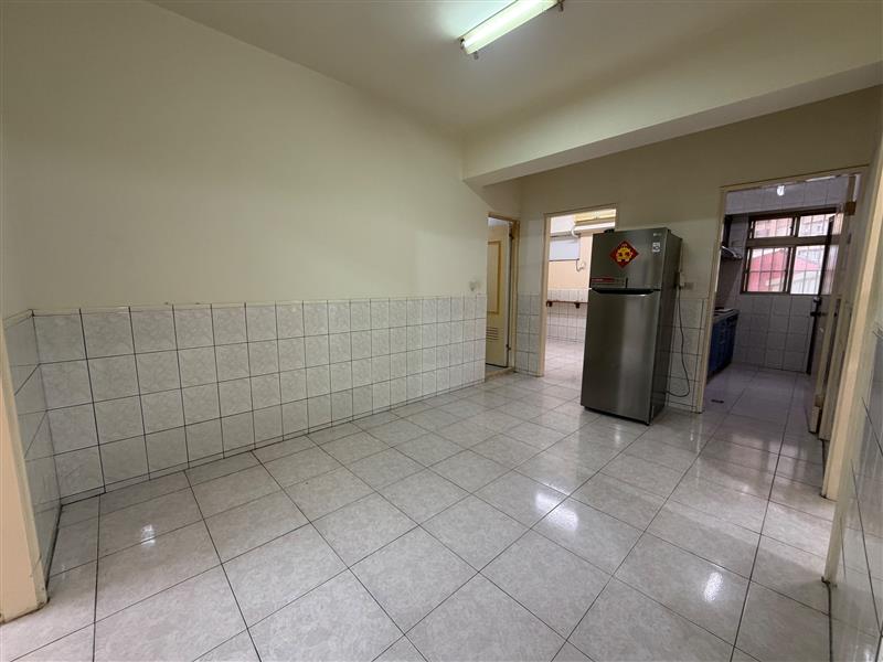社宅🏠逢甲電梯3房平車近巨蛋高美館輕軌📞愛窩,愛窩 iwow house