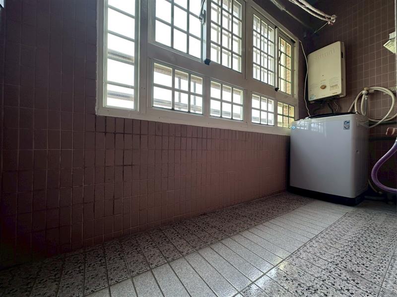 社宅🏠大中二華夏商圈高鐵萌寵電梯採光3房近國10📞愛窩,愛窩 iwow house