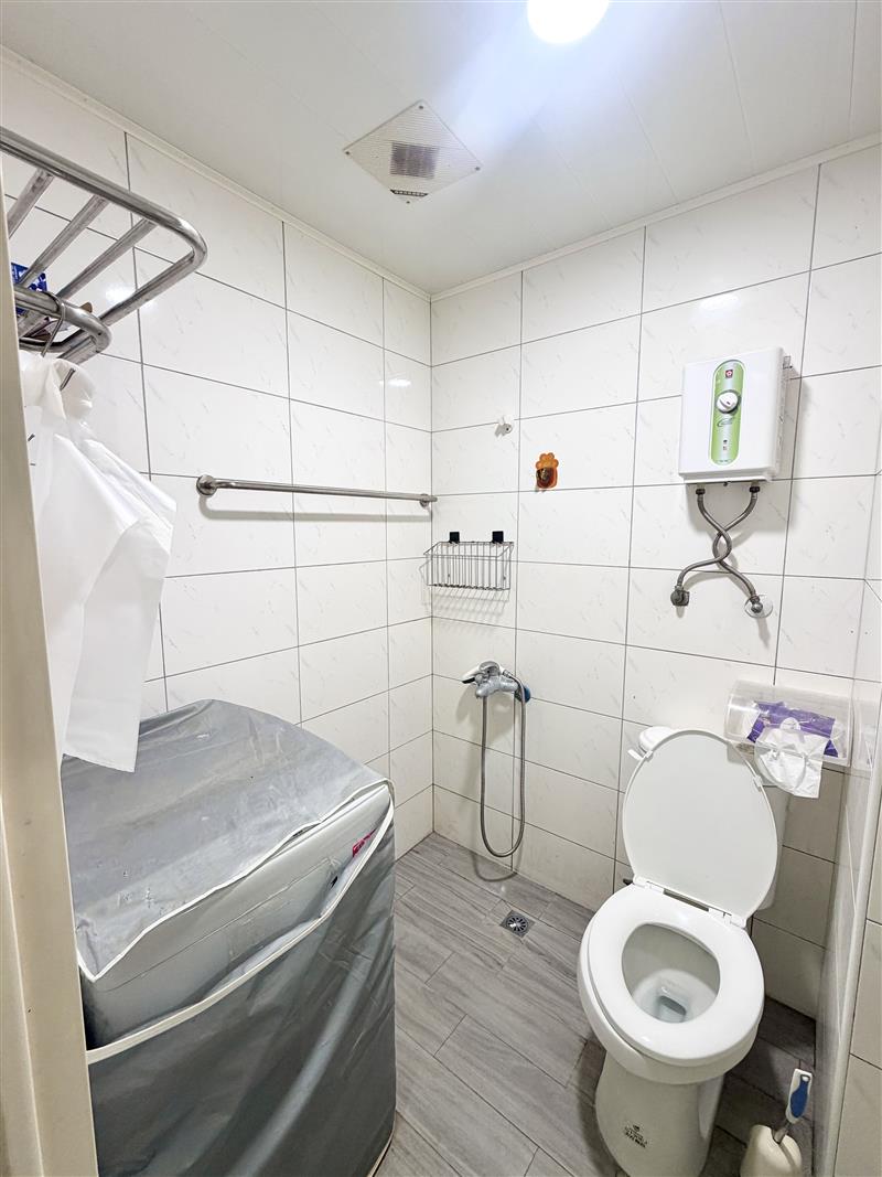 社宅🏠建國三站前商圈萌寵電梯全配獨立套房近高火📞愛窩,愛窩 iwow house